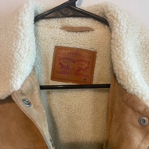 Levis Medium Jacket - Picture 3 of 3